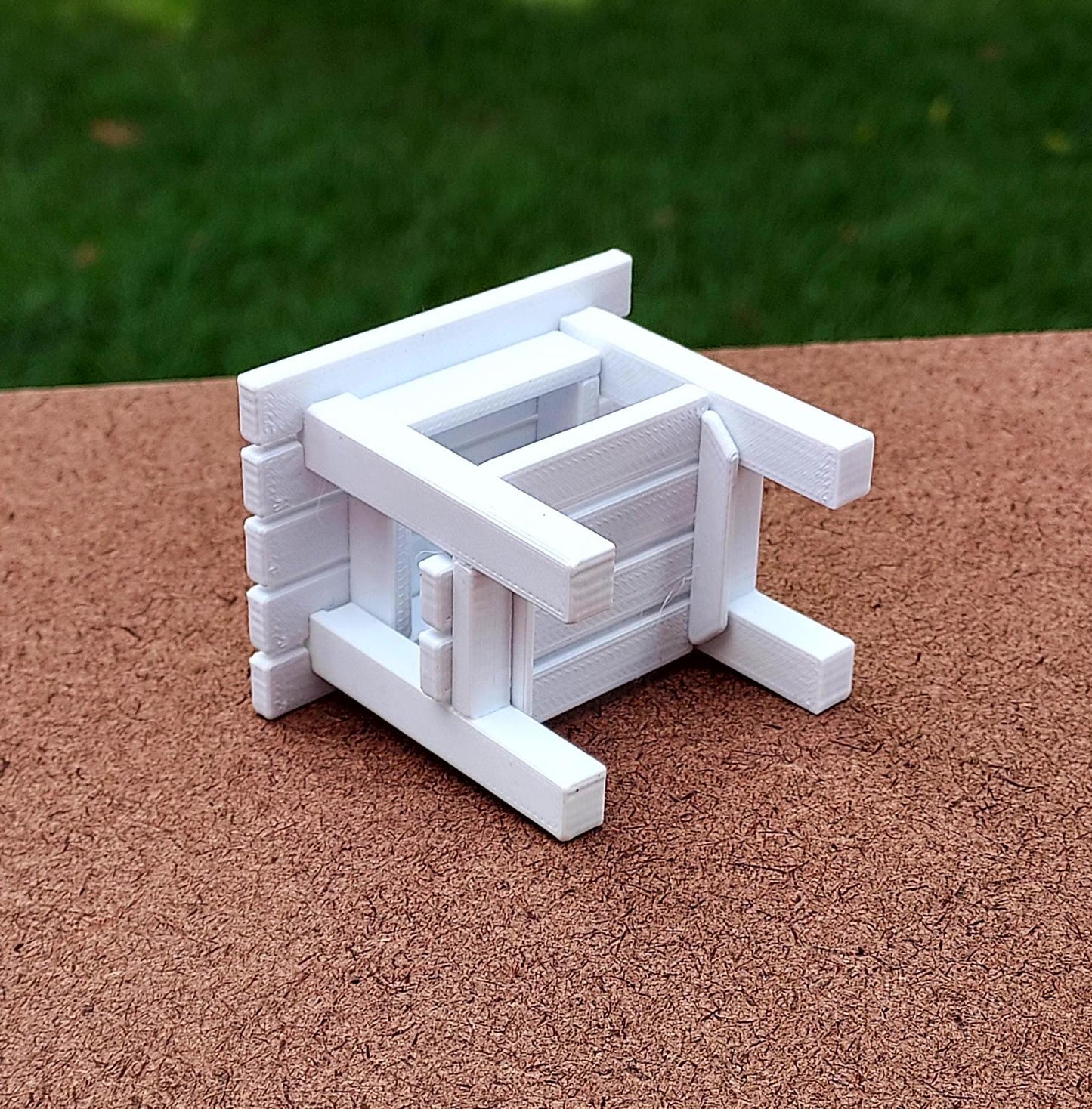 Patio Side Table    1:12 scale -  1 3/4" tall