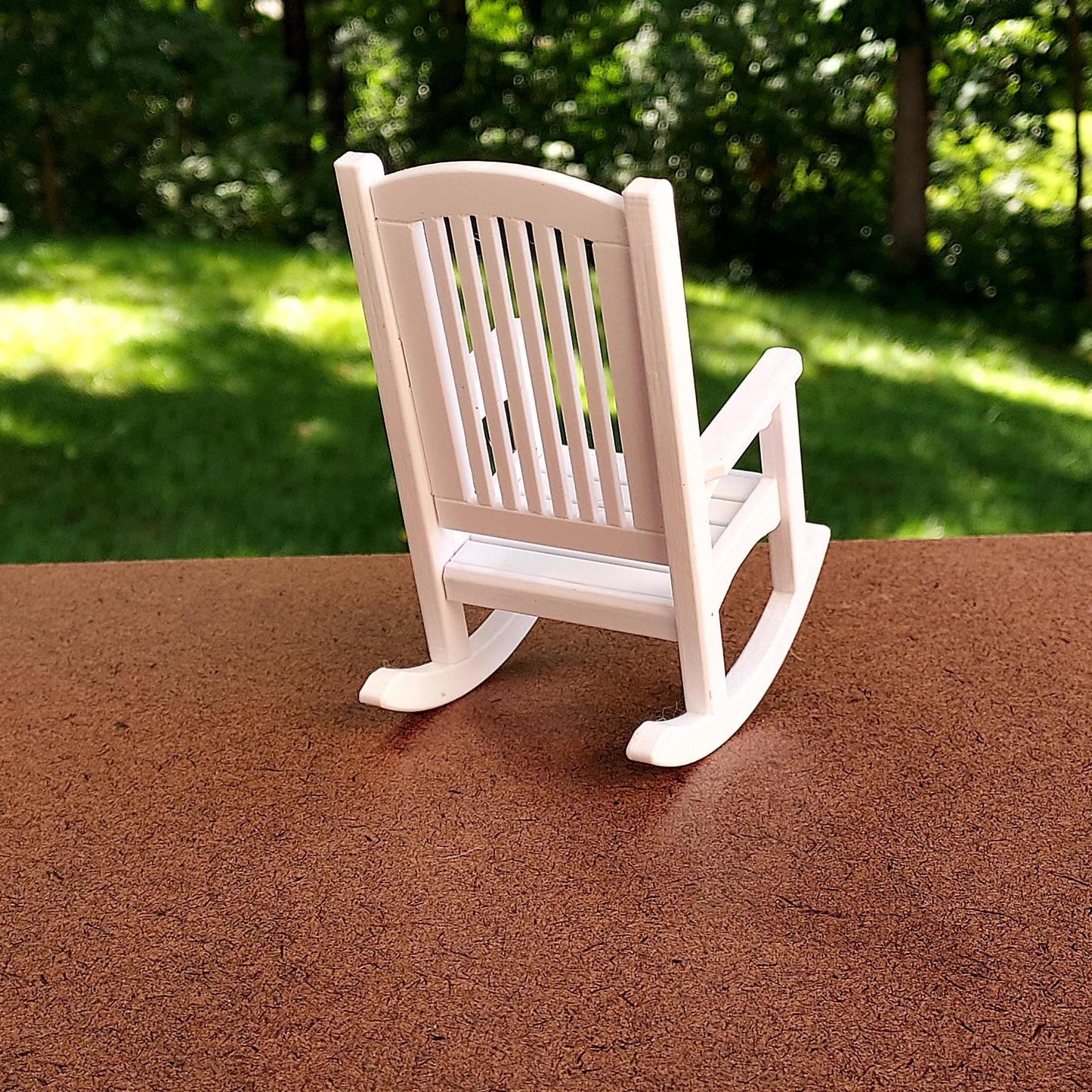 Patio Rocking Chair   1:12 Scale