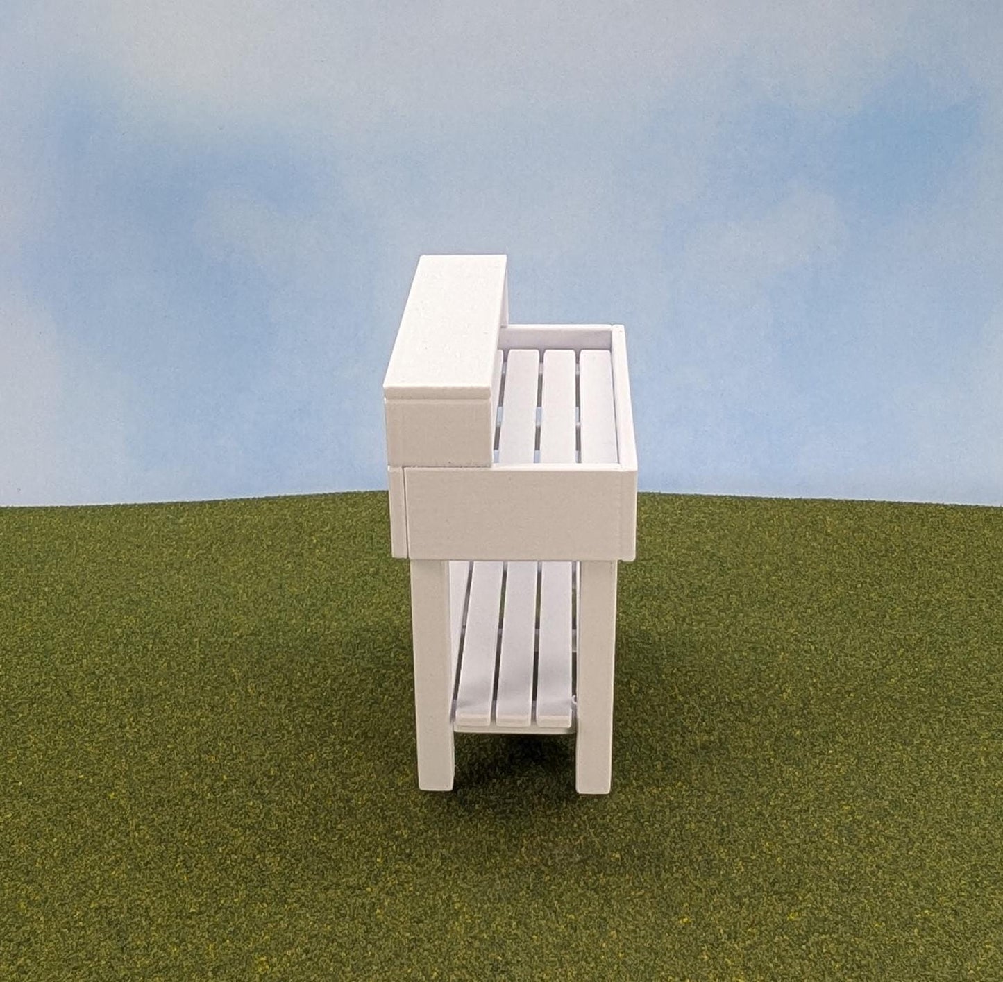 Plant Potting Table in 2 sizes, 1:12 scale