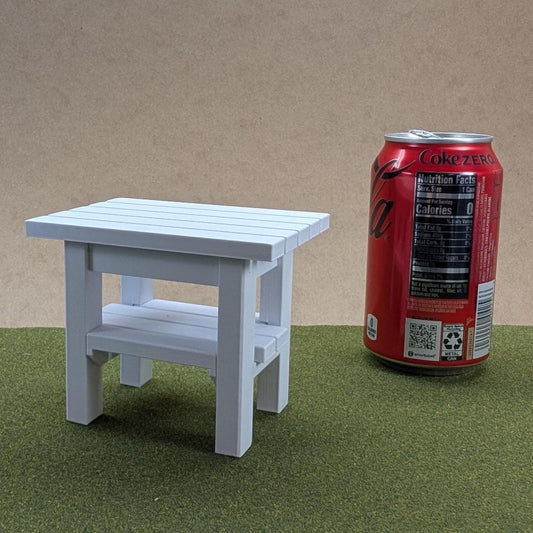Patio Side Table    1:6 scale -  3 5/8" tall