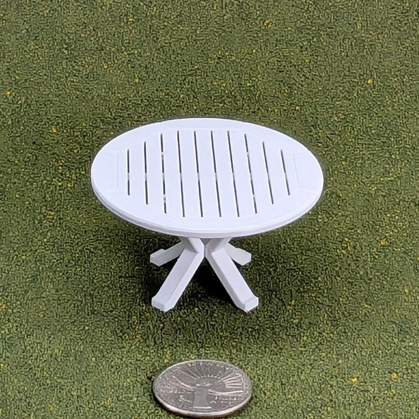 Patio Round Table  1:24  Half Scale -  1 1/2" tall