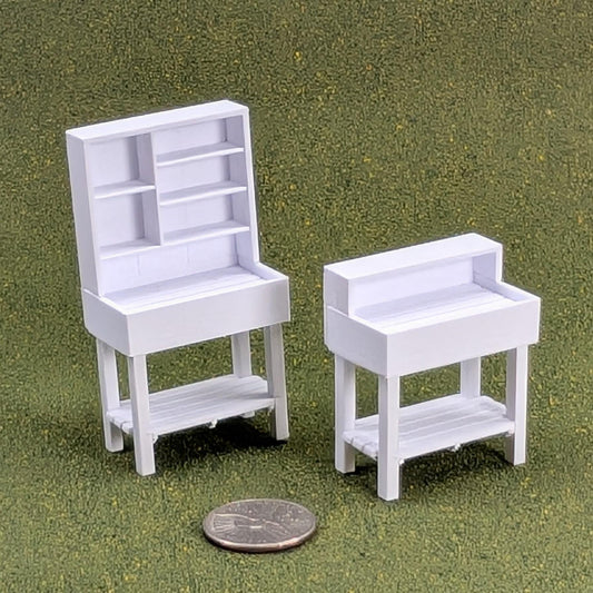 Plant Potting Table in 2 sizes -  1:24 scale