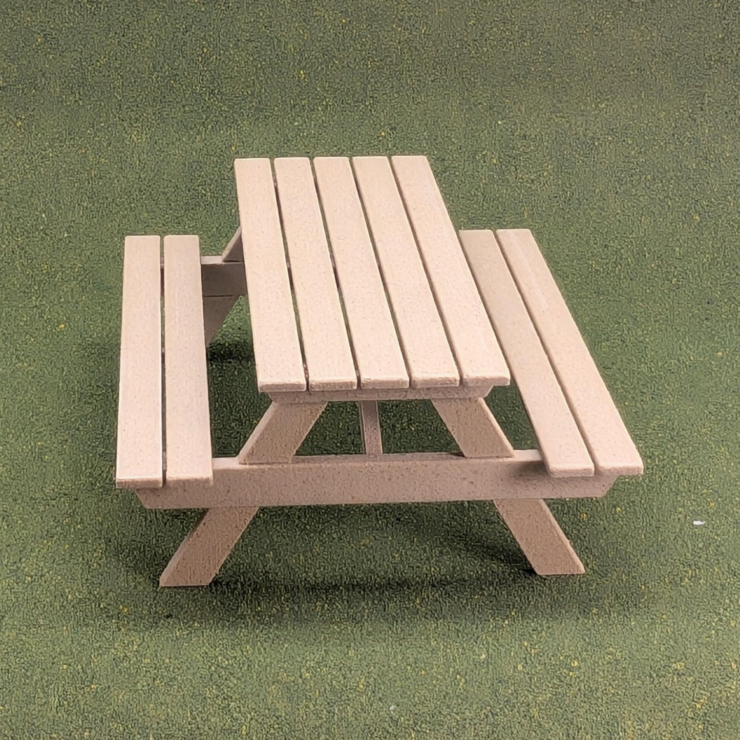Woodgrain Picnic Table for dollhouse or table centerpiece  1:12 scale -  2.5" tall