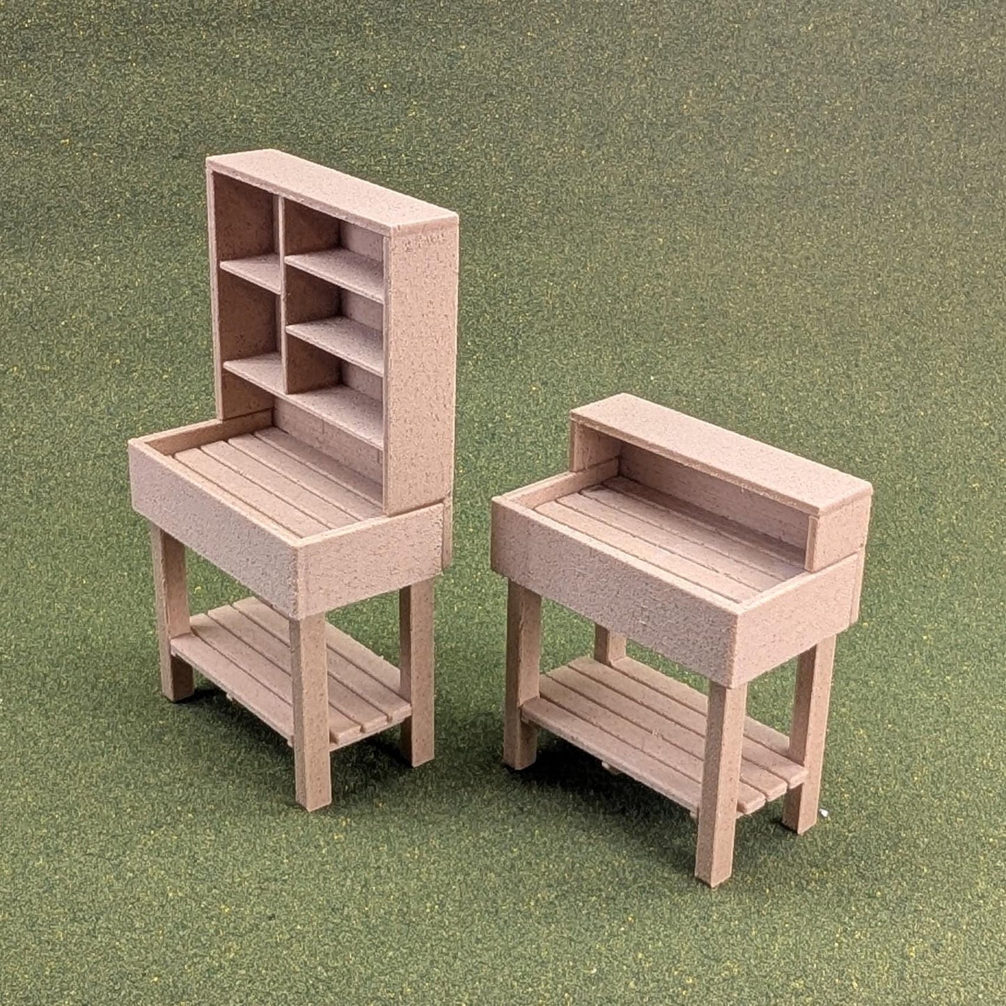 Woodgrain Plant Potting Table in 2 sizes, 1:12 scale